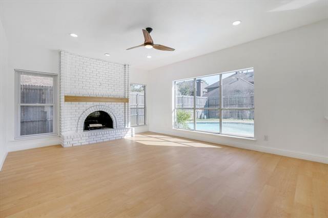 Building Photo - 1719 Altacrest Dr