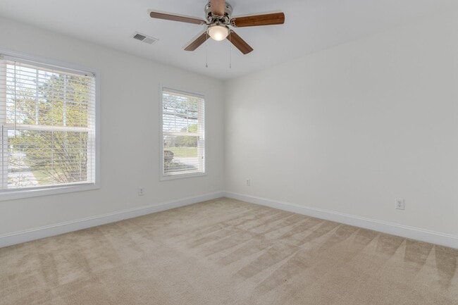 Building Photo - Stylish 3 Bedroom Home in The Sought-After Lake Carolina