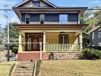 Building Photo - 1801 11th Pl S