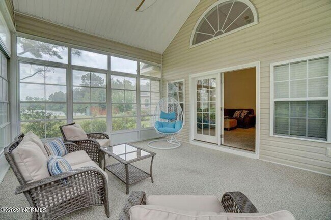 Building Photo - BEAUTIFUL BRICK HOME IN BRUNSWICK PLANTATION