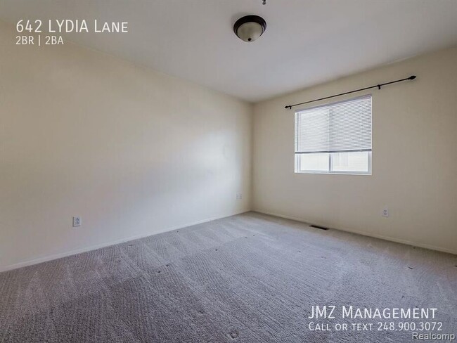 Building Photo - Introducing a beautiful 2 bedroom, 2 bathr...