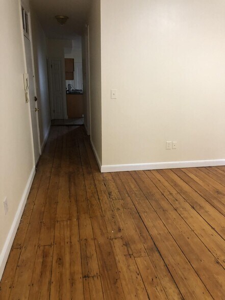 Building Photo - 109 Hampshire St
