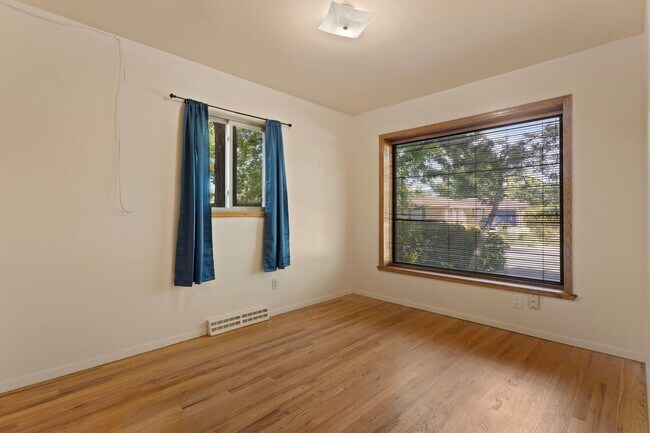 Building Photo - Charming 3BR, 2,200 Sq Ft SFR in Broomfield