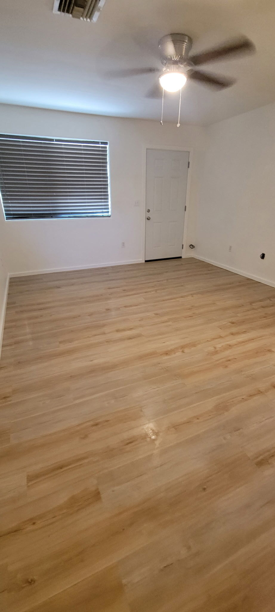 Living room - 5636 E 26th St