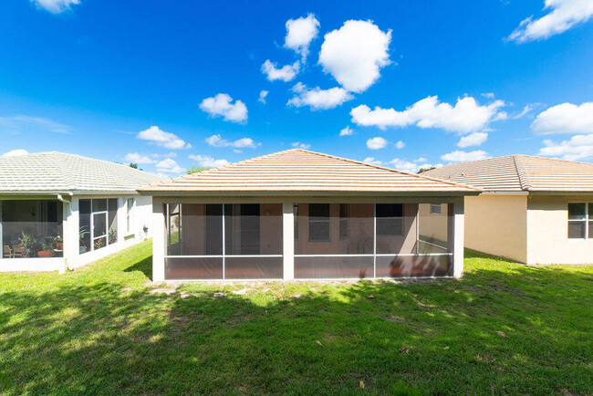 Building Photo - 838 SW Rocky Bayou Terrace