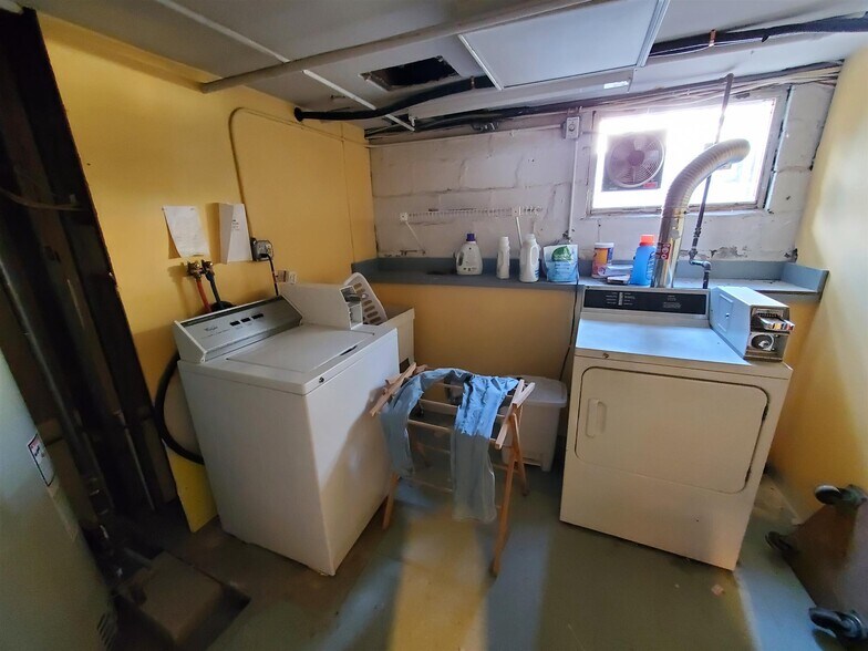 Building Photo - 35 Buena Vista Park