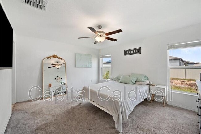 Building Photo - 5517 Blue Azure Dr