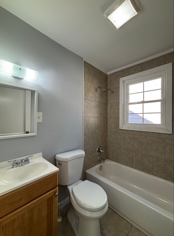 Building Photo - 321 Jefferson Ave