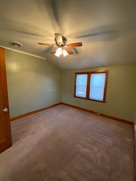 Beautiful woodwork and spacious bedrooms - 438 S 65th St