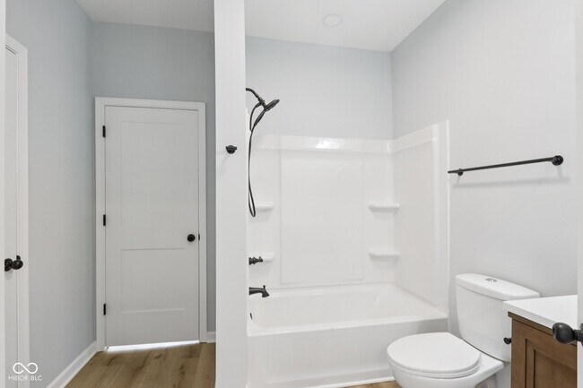 Building Photo - 8355 Fieldfare Way