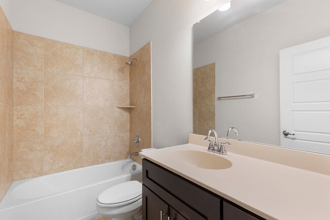 Building Photo - Spacious and Modern Rental Home Available!