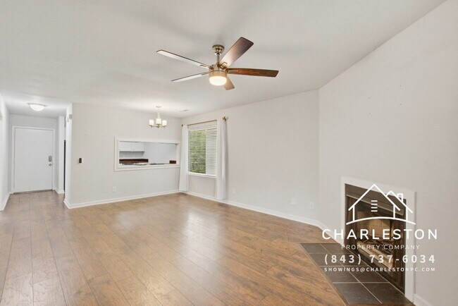 Building Photo - 2741 Jobee Dr