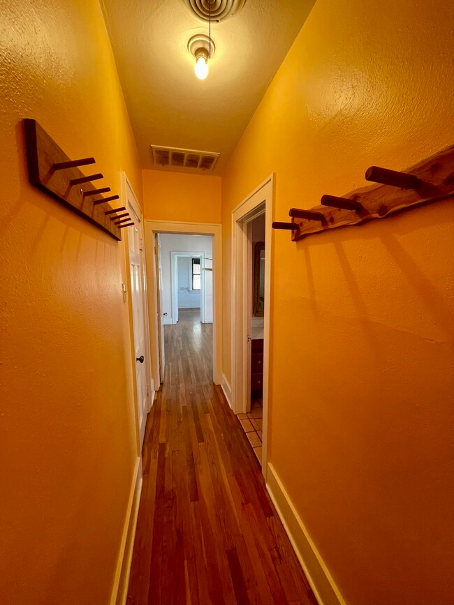 Building Photo - Girard UNM