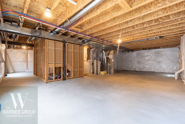 Building Photo - 10652 Abrams Dr