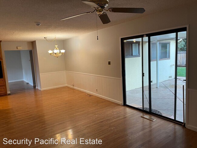 Building Photo - 3 br, 2 bath House - 2722 Moyers Rd.