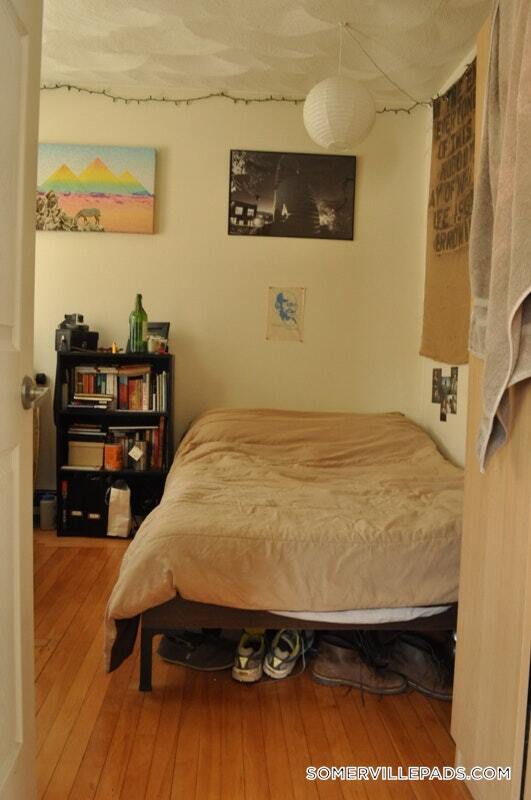 Building Photo - 10 Evergreen Ave