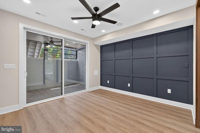 Building Photo - 724 Varnum St NW