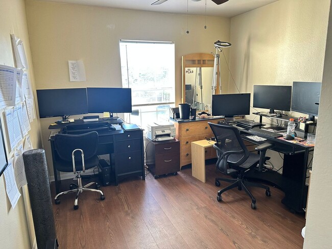 Building Photo - Central Park @ Lee Vista- Unit 2503