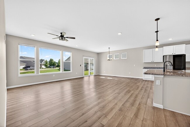 Building Photo - 138 Rhythm Point Dr