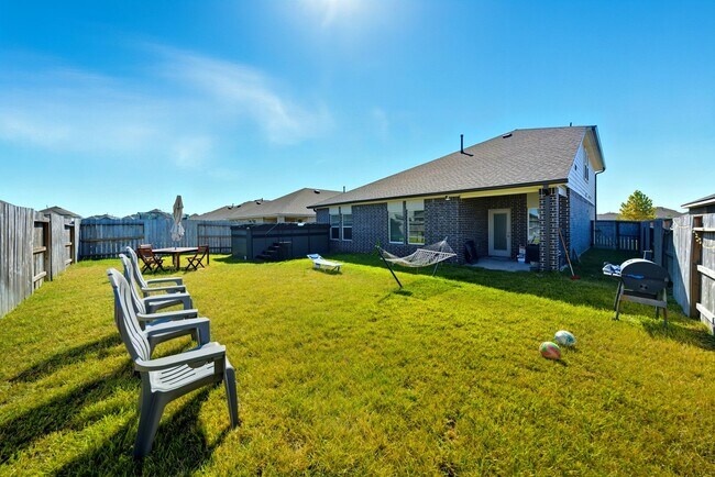 Building Photo - 4909 Hera Holw Dr