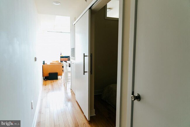 Building Photo - 1430 South St