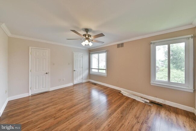Building Photo - 3403 Honey Run Rd