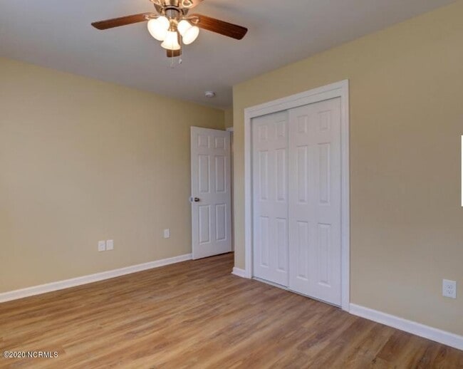 Building Photo - 2251 Onslow Dr