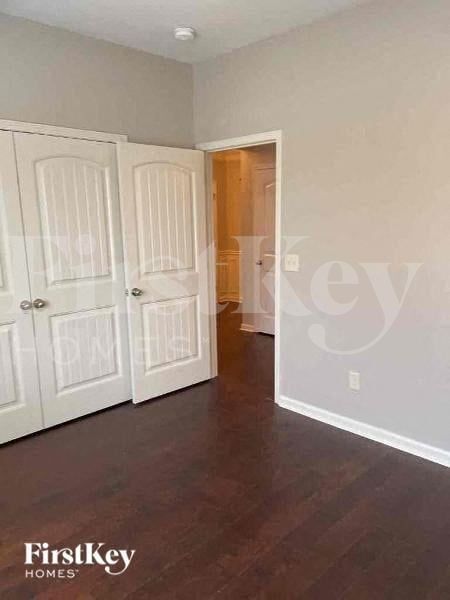 Building Photo - 1980 Township Dr