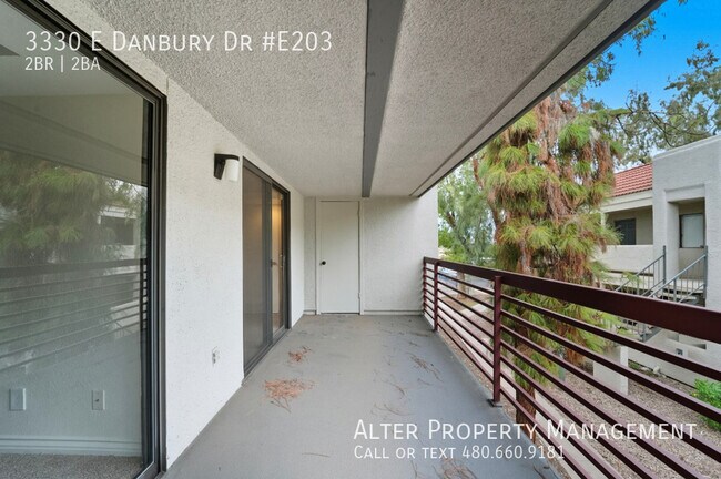 Building Photo - 3330 W Danbury Dr