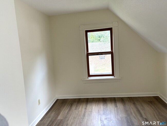 Building Photo - 1310 Stanley St