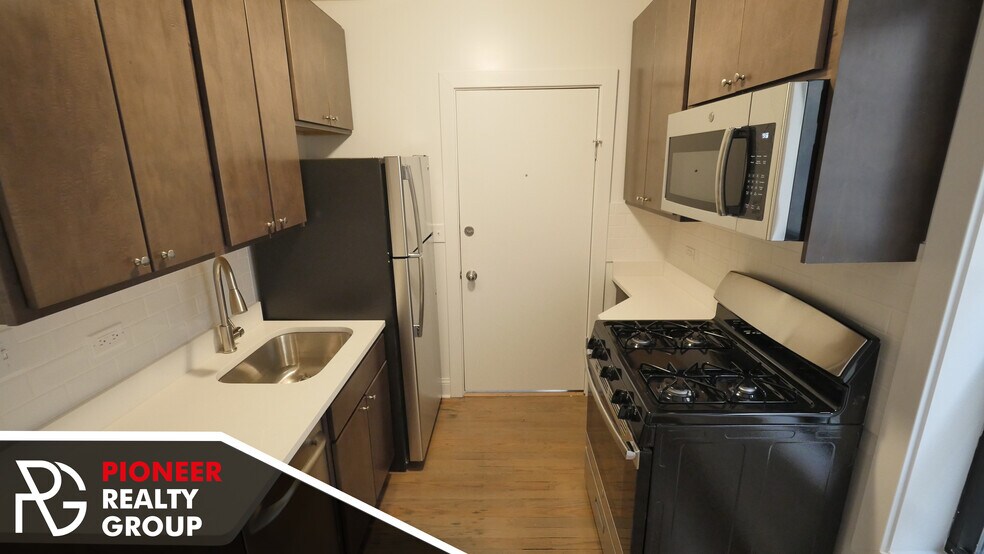 Building Photo - 2648 N Spaulding Ave