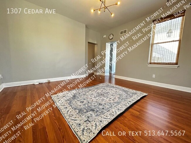 Building Photo - 1307 Cedar Ave