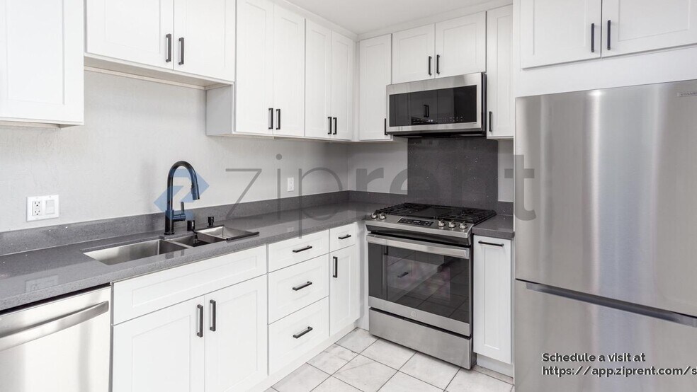 Building Photo - 1388 Taka Ct