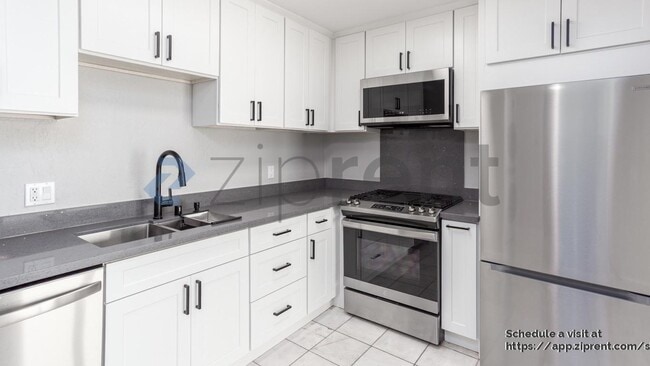 Building Photo - 1388 Taka Ct