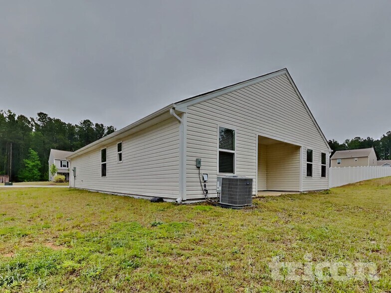 Building Photo - 59 Ivy Bank Dr