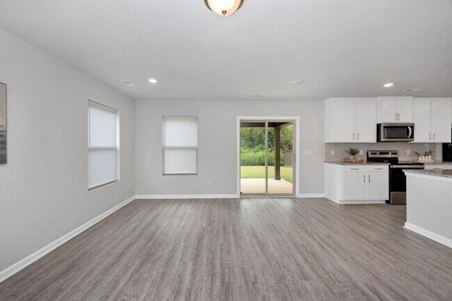 Building Photo - 3 Bedroom House in East Limestone