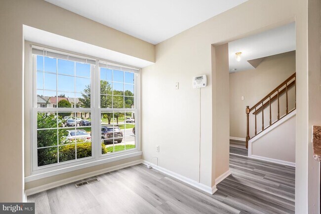 Building Photo - 3121 Benton Square Dr