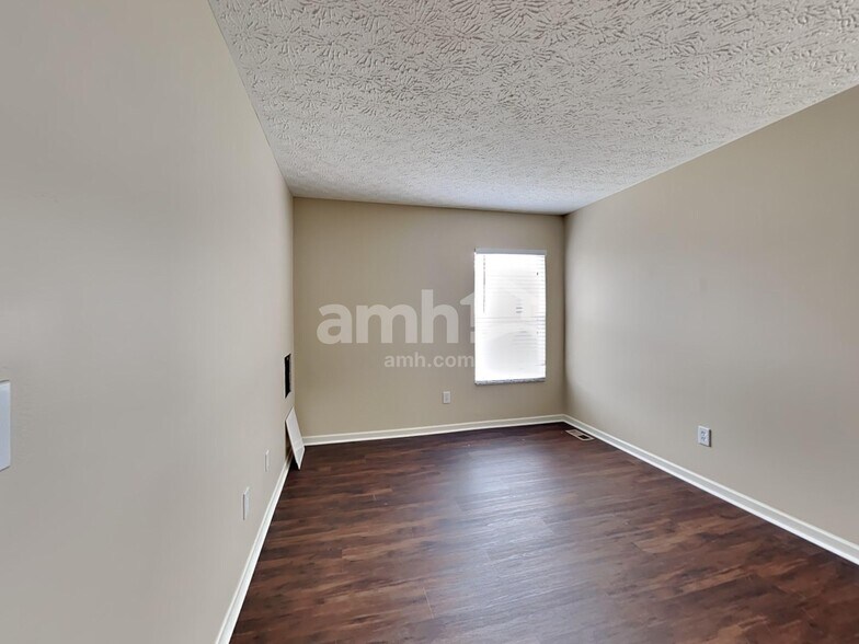 Building Photo - 9037 Maren Ct