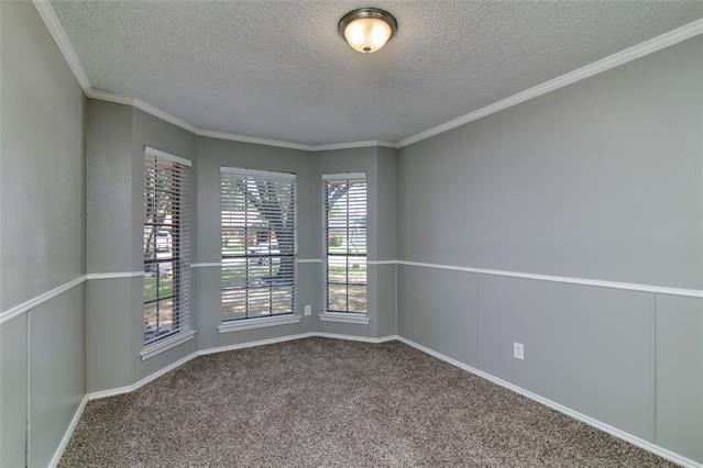 Building Photo - 708 Paintbrush Dr