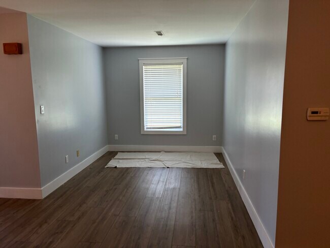Building Photo - 1804 Cinnamon Dr