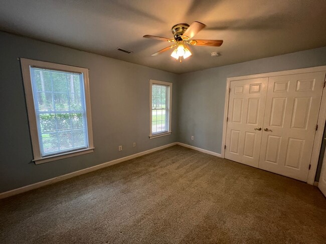 Building Photo - 104 Waccamaw Dr