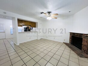 Building Photo - Recently Refreshed 2/2.5 Within Walking Distance to UNT Ready For Move-In!