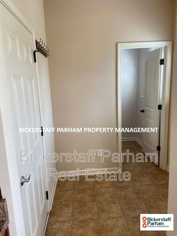 Building Photo - 272 Owens Rd