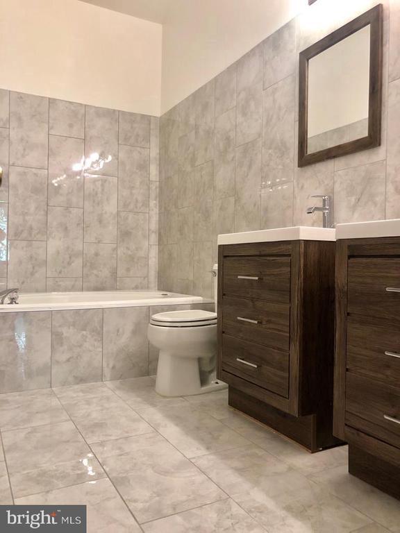 Building Photo - 2927 Mainstone Dr