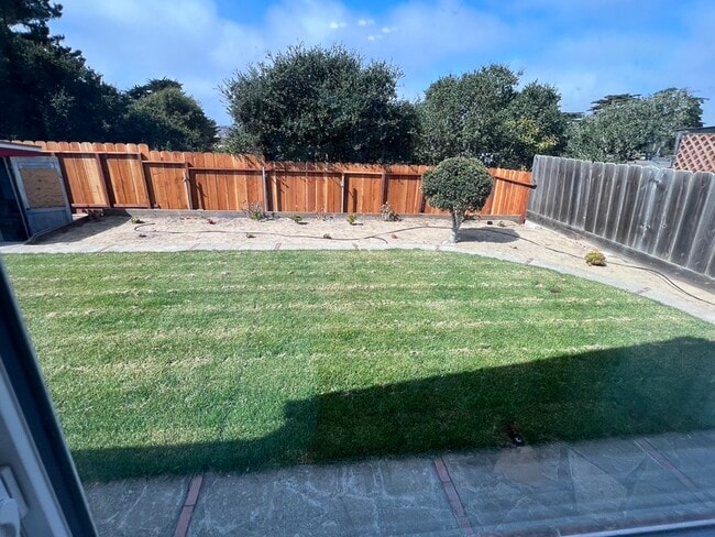 Building Photo - 3019 Eddy St