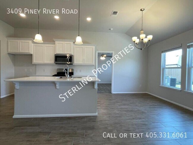 Building Photo - 3409 Piney River Dr