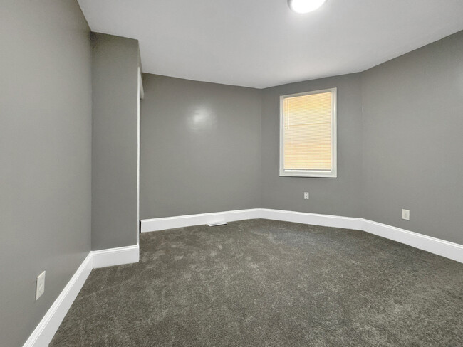 Building Photo - 2265 Reisterstown Rd
