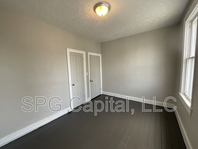 Building Photo - 424 Third Street