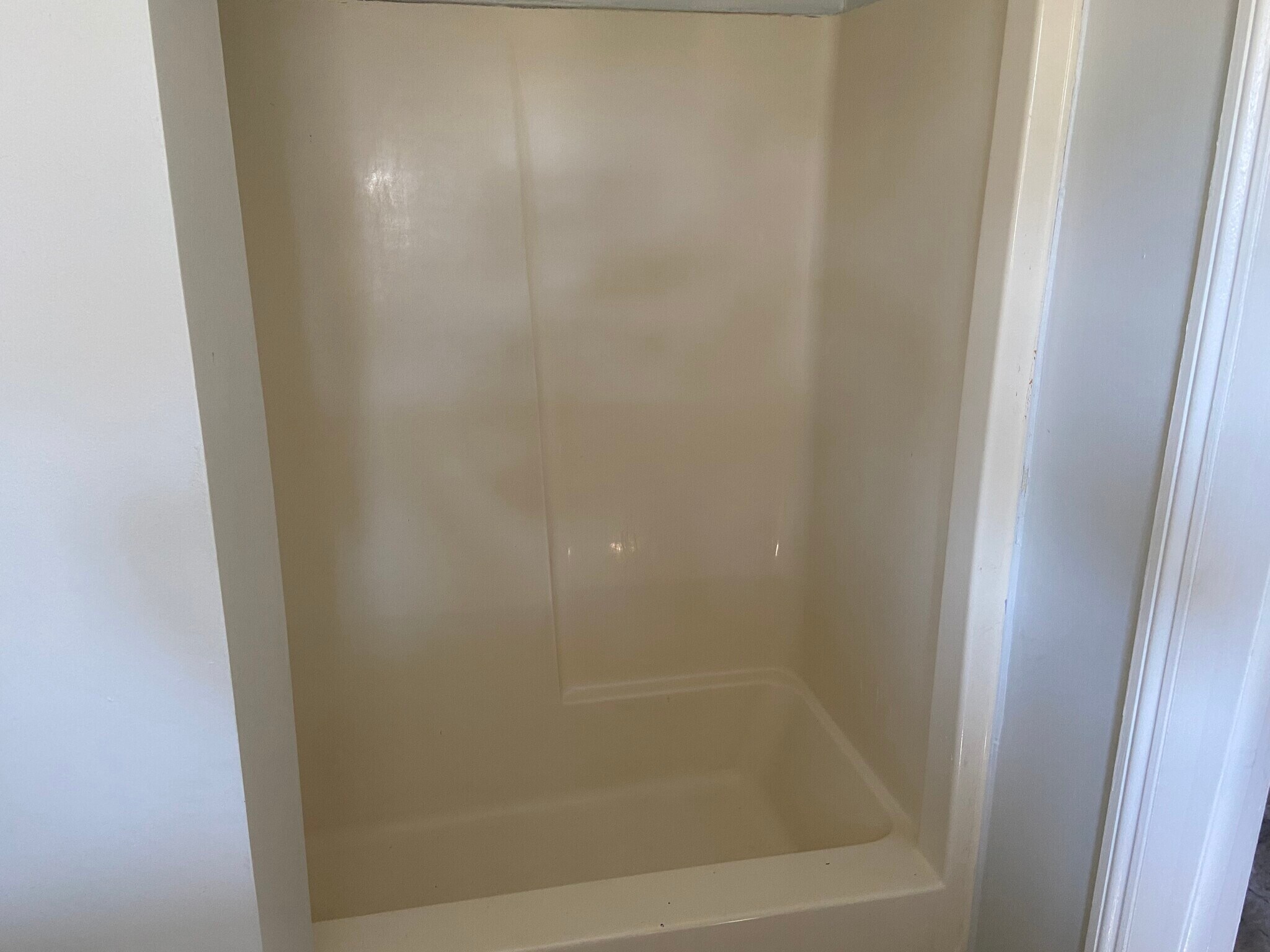 Building Photo - 1300 6th Ave