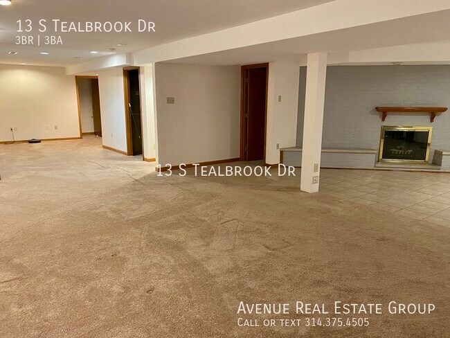 Building Photo - 13 S Tealbrook Dr